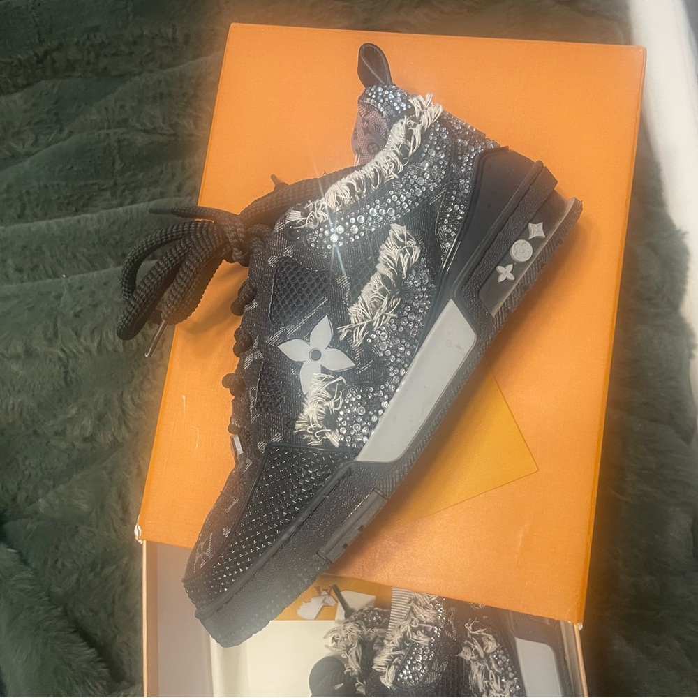 Louis Vuitton Black Crystal Embellished Sneaker